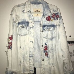 HOLLISTER FLORAL DENIUM JACKET